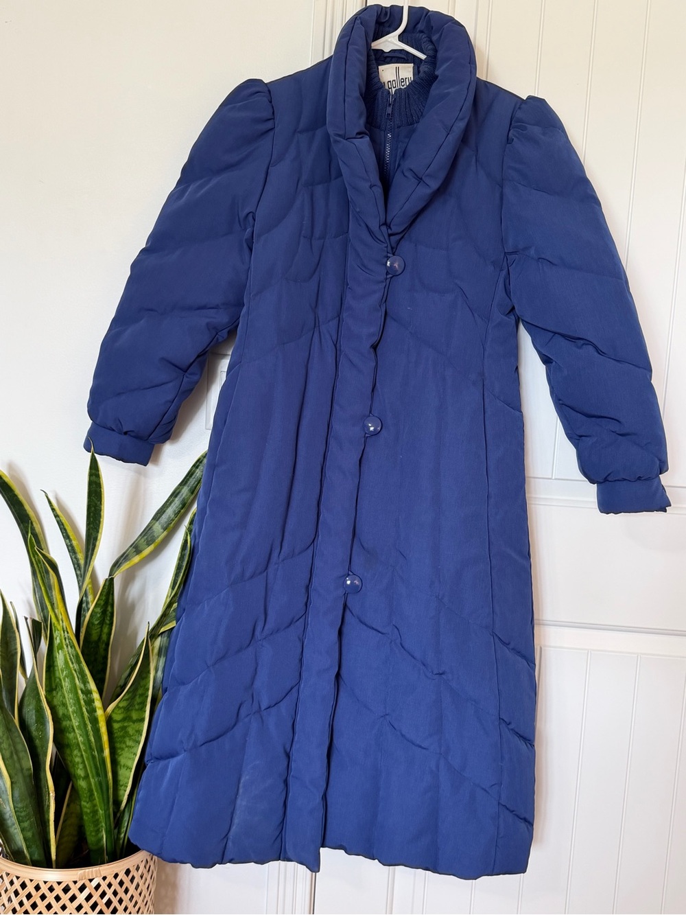 • Vintage J.Gallery 1980s Royal Blue Duck Down Puff Sleeve Maxi Parka Coat S
